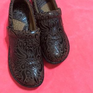 B.O.C. Leather clogs